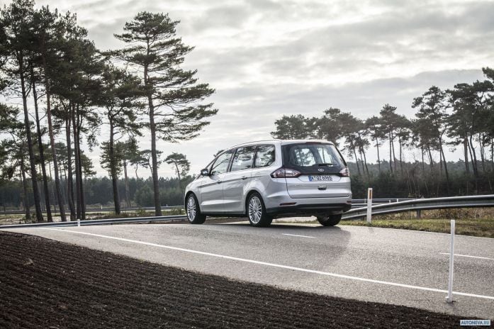 2015 Ford Galaxy - фотография 15 из 23