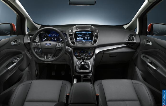 2015 Ford Grand C-Max - фотография 14 из 24 2015 Ford Grand C-Max - фотография 14 из 24