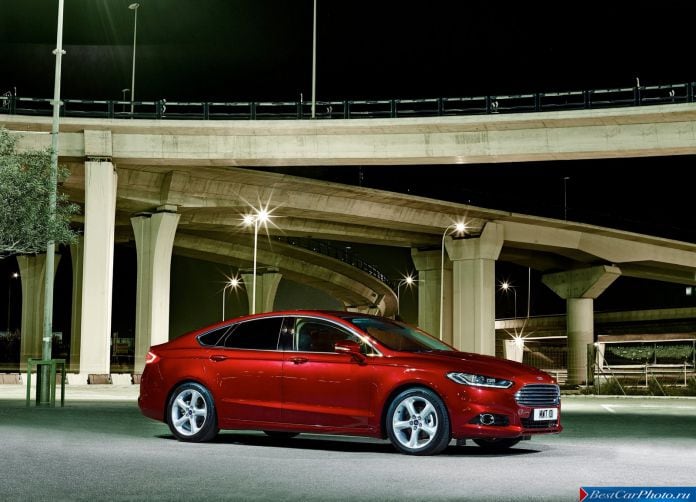 2015 Ford Mondeo - фотография 1 из 82