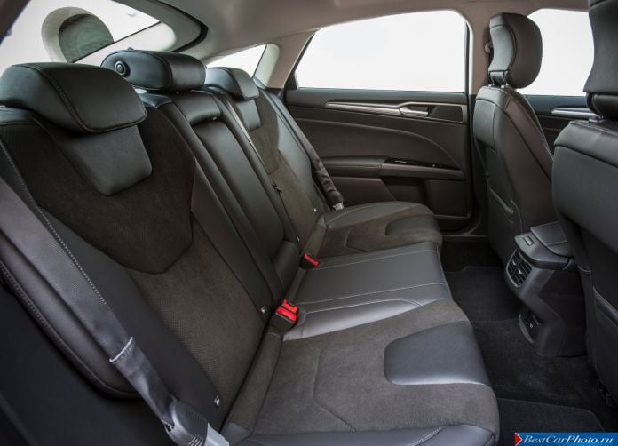 2015 Ford Mondeo - фотография 29 из 82