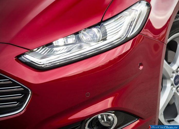 2015 Ford Mondeo - фотография 41 из 82