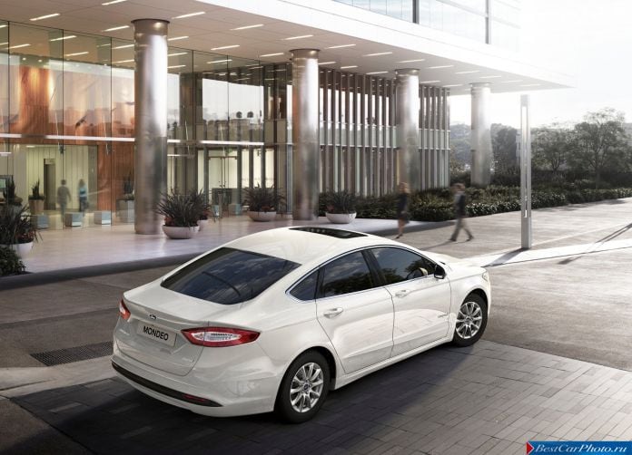 2015 Ford Mondeo Hybrid - фотография 7 из 27
