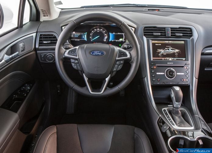 2015 Ford Mondeo Hybrid - фотография 10 из 27