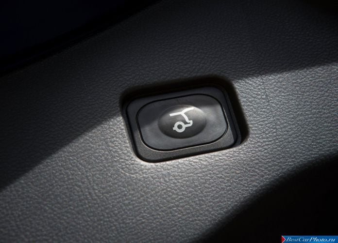 2015 Ford Mondeo Wagon - фотография 38 из 39