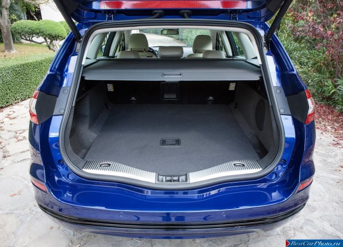 2015 Ford Mondeo Wagon - фотография 39 из 39