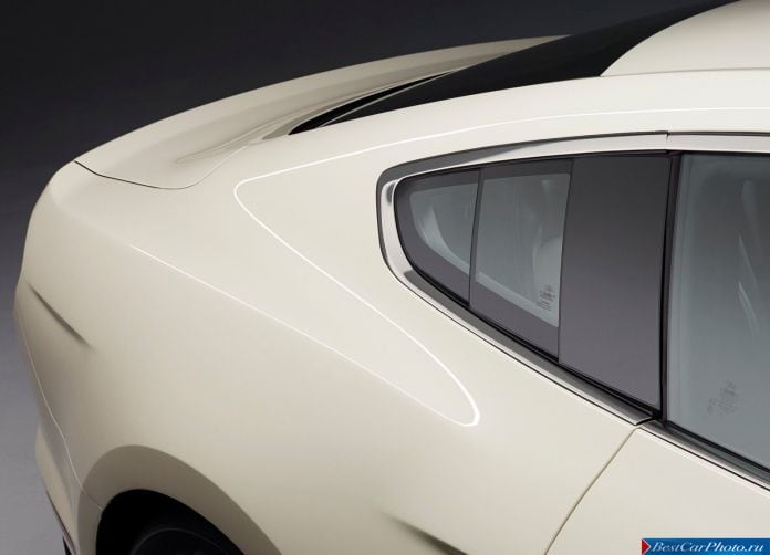 2015 Ford Mustang 50 Year Limited Edition - фотография 30 из 35 2015 Ford Mustang 50 Year Limited Edition - фотография 30 из 35