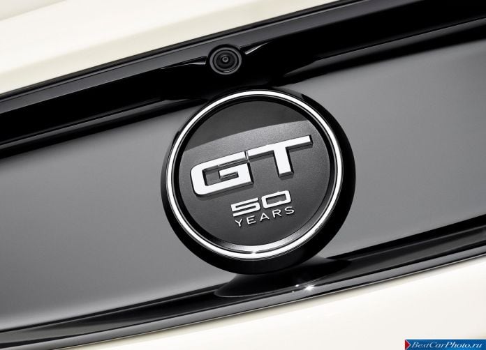 2015 Ford Mustang 50 Year Limited Edition - фотография 31 из 35