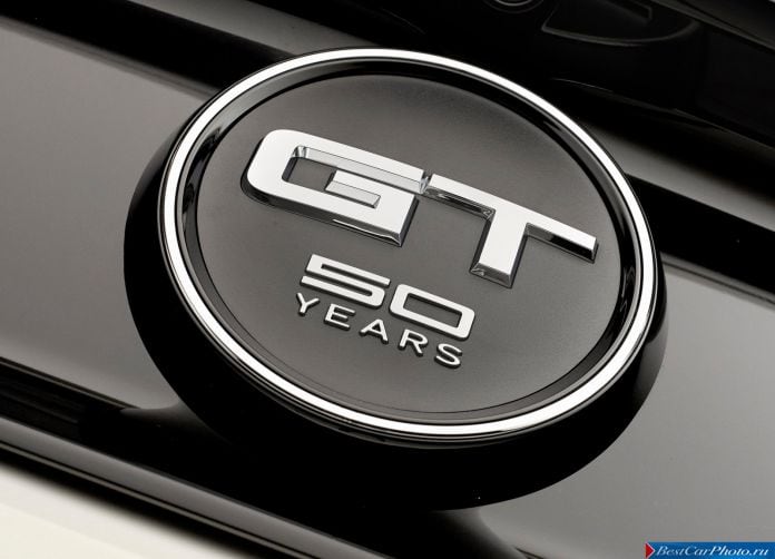 2015 Ford Mustang 50 Year Limited Edition - фотография 32 из 35 2015 Ford Mustang 50 Year Limited Edition - фотография 32 из 35