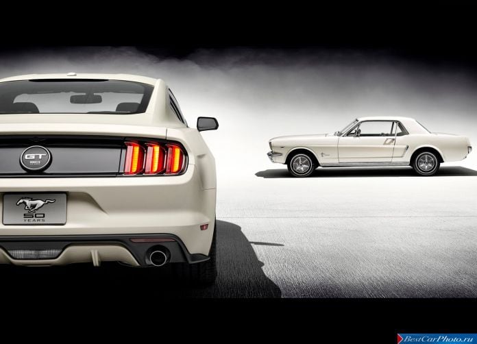 2015 Ford Mustang 50 Year Limited Edition - фотография 35 из 35