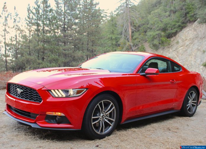 2015 Ford Mustang EcoBoost - фотография 3 из 93