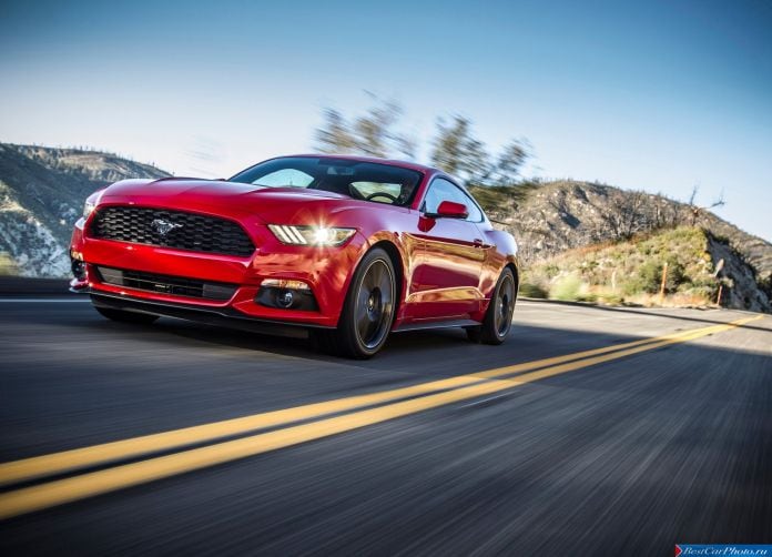 2015 Ford Mustang EcoBoost - фотография 4 из 93
