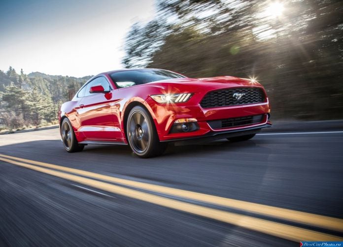 2015 Ford Mustang EcoBoost - фотография 6 из 93