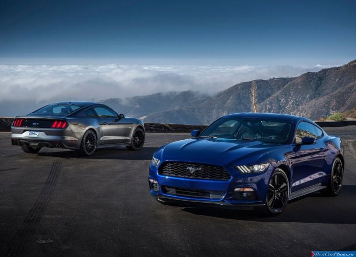 2015 Ford Mustang EcoBoost - фотография 57 из 93