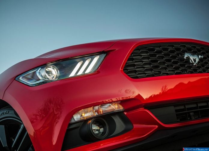 2015 Ford Mustang EcoBoost - фотография 72 из 93 2015 Ford Mustang EcoBoost - фотография 72 из 93