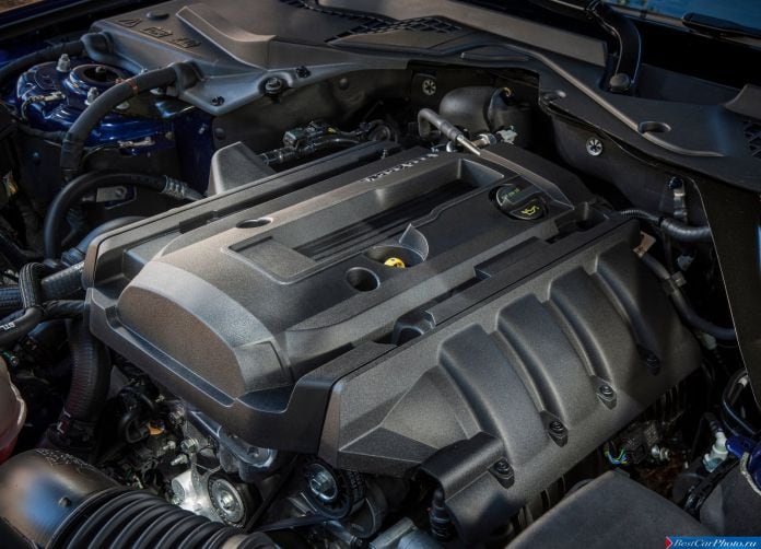 2015 Ford Mustang EcoBoost - фотография 91 из 93