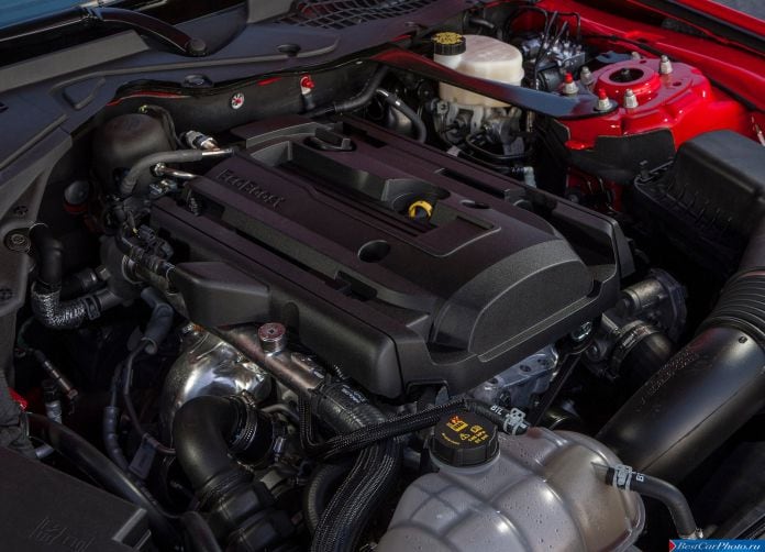 2015 Ford Mustang EcoBoost - фотография 92 из 93