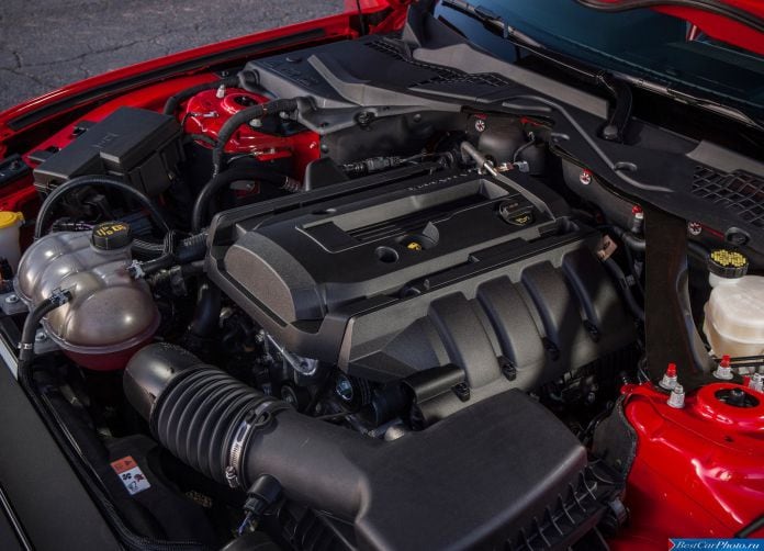 2015 Ford Mustang EcoBoost - фотография 93 из 93