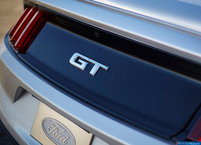 2015 Ford Mustang GT - фотография 49 из 66