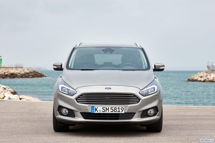 2015 Ford S-MAX - фотография 3 из 30