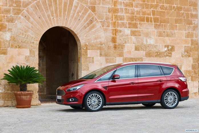2015 Ford S-MAX - фотография 11 из 30