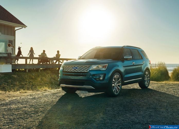 2016 Ford Explorer - фотография 4 из 53