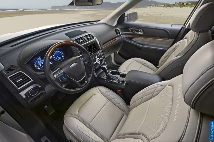 2016 Ford Explorer - фотография 38 из 53 2016 Ford Explorer - фотография 38 из 53