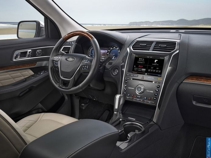 2016 Ford Explorer - фотография 40 из 53 2016 Ford Explorer - фотография 40 из 53