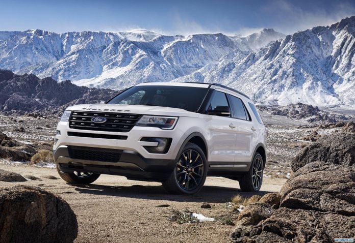 2016 Ford Explorer XLT Sport Appearance Package - фотография 1 из 19