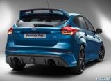 ford_2016_focus_rs_077.jpg