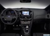 ford_2016_focus_rs_083.jpg