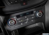 ford_2016_focus_rs_092.jpg
