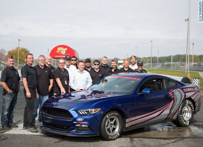 2016 Ford Mustang Cobra Jet - фотография 6 из 17