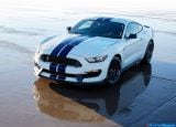 ford_2016_mustang_shelby_gt350_003.jpg