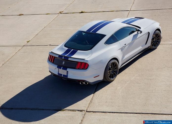 2016 Ford Mustang Shelby GT350 - фотография 12 из 34