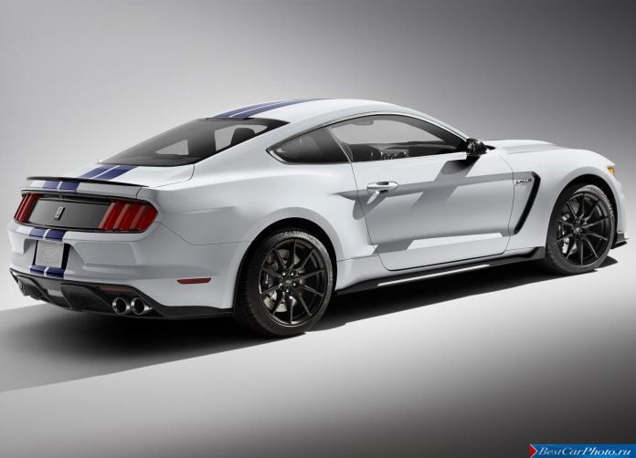 2016 Ford Mustang Shelby GT350 - фотография 20 из 34