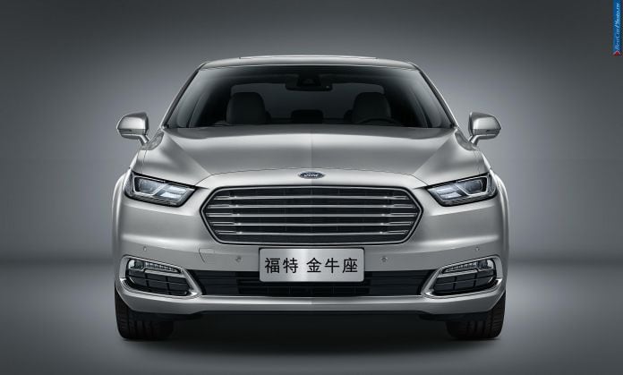 2016 Ford Taurus CN-Version - фотография 3 из 8