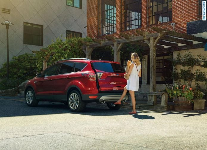 2017 Ford Escape - фотография 3 из 27
