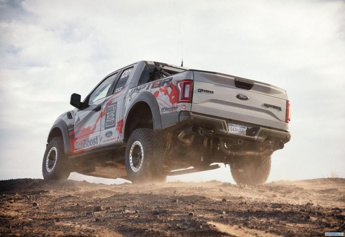 2017 Ford F-150 Raptor Race Truck - фотография 10 из 16