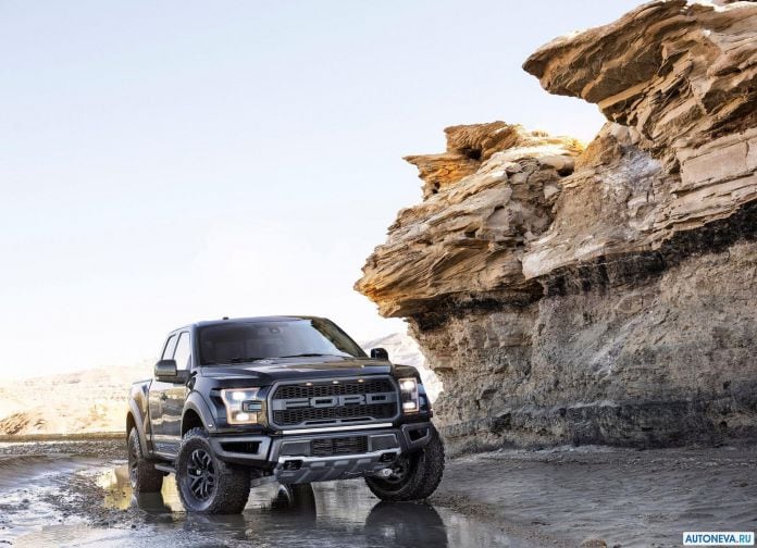 2017 Ford F-150 Raptor - фотография 16 из 51