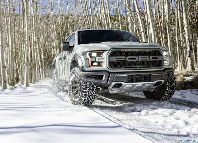 2017 Ford F-150 Raptor - фотография 18 из 51