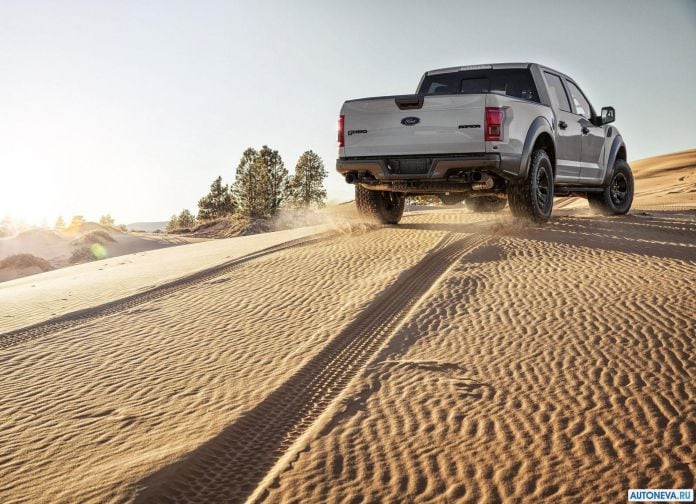 2017 Ford F-150 Raptor - фотография 25 из 51 2017 Ford F-150 Raptor - фотография 25 из 51