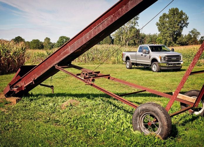 2017 Ford F Series Super Duty - фотография 16 из 90