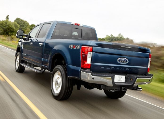 2017 Ford F Series Super Duty - фотография 32 из 90