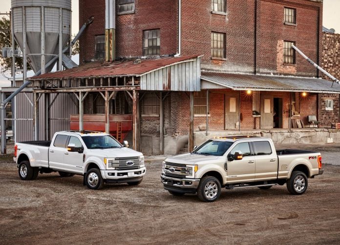 2017 Ford F Series Super Duty - фотография 37 из 90