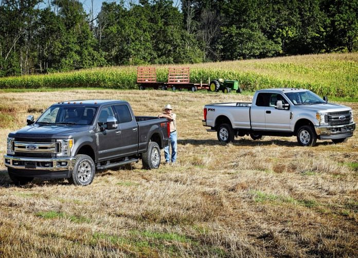 2017 Ford F Series Super Duty - фотография 38 из 90