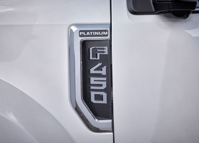 2017 Ford F Series Super Duty - фотография 76 из 90