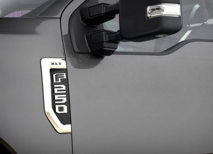 2017 Ford F Series Super Duty - фотография 78 из 90
