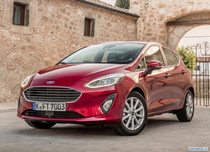 2017 Ford Fiesta - фотография 1 из 203