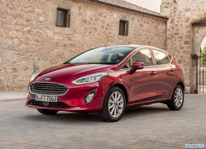 2017 Ford Fiesta - фотография 2 из 203