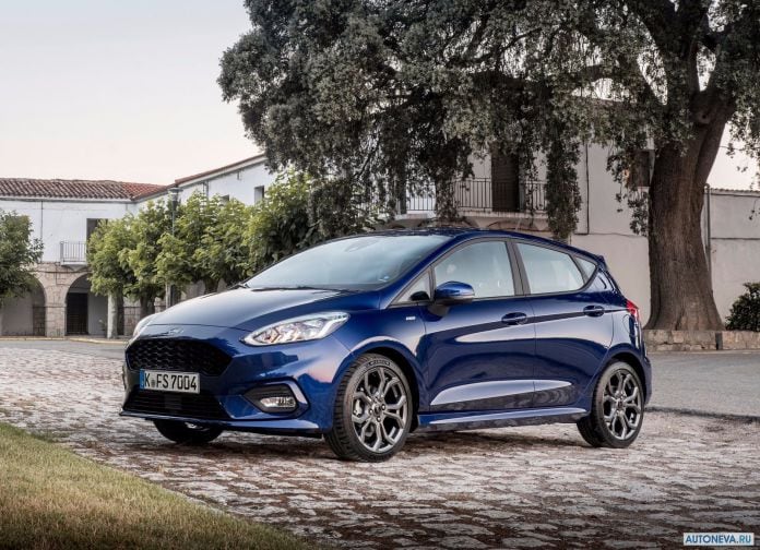 2017 Ford Fiesta - фотография 5 из 203